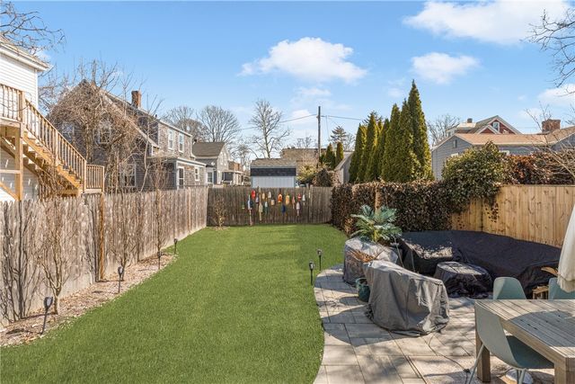 35 Hall Avenue, Newport, RI 02840