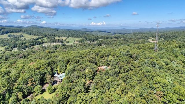 54 Sweet Dotty's Lane, Blairsville, GA 30512