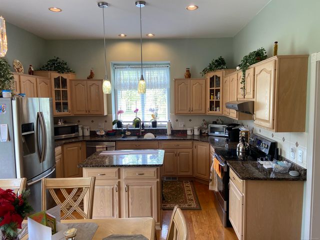 52590 North Avenue, Macomb, MI 48042