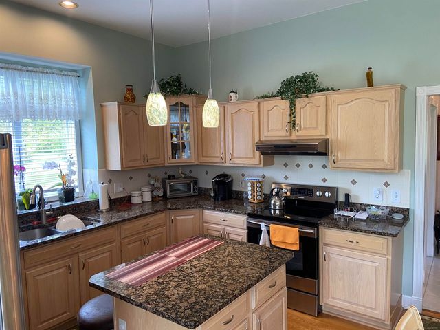 52590 North Avenue, Macomb, MI 48042