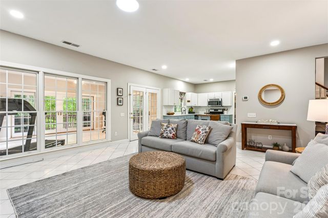 5719 Swanston Drive, Charlotte, NC 28269