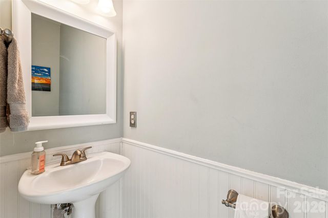 5719 Swanston Drive, Charlotte, NC 28269