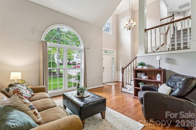 5719 Swanston Drive, Charlotte, NC 28269