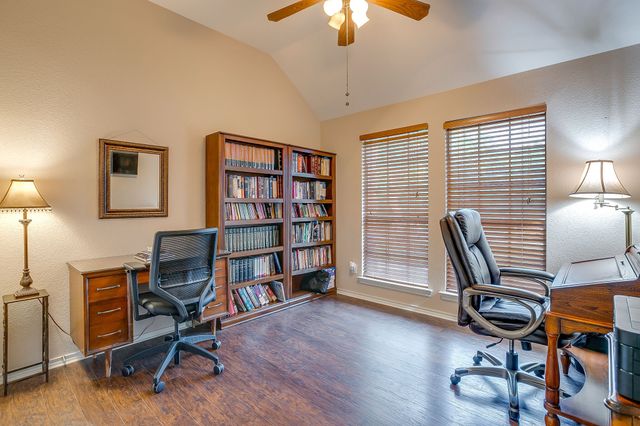 7800 Raton Ridge Lane, Arlington, TX 76002