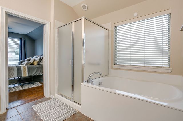 7800 Raton Ridge Lane, Arlington, TX 76002
