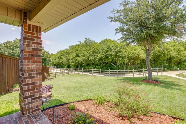 7800 Raton Ridge Lane, Arlington, TX 76002