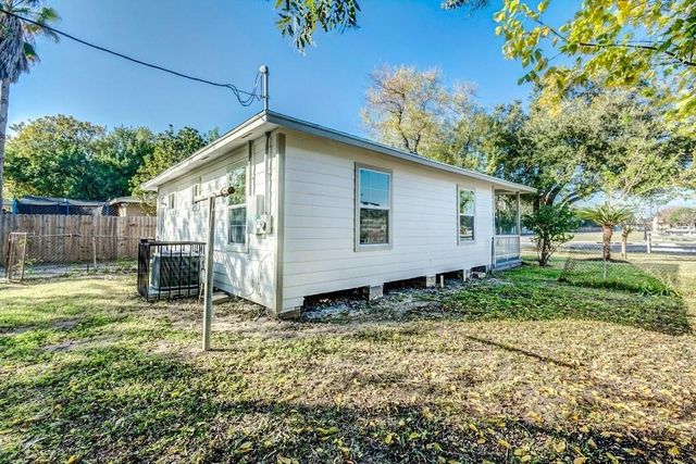 1001 9th Avenue N, Texas City, TX 77590