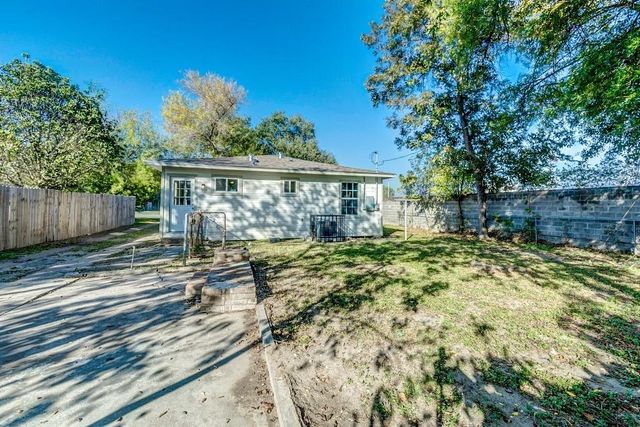 1001 9th Avenue N, Texas City, TX 77590