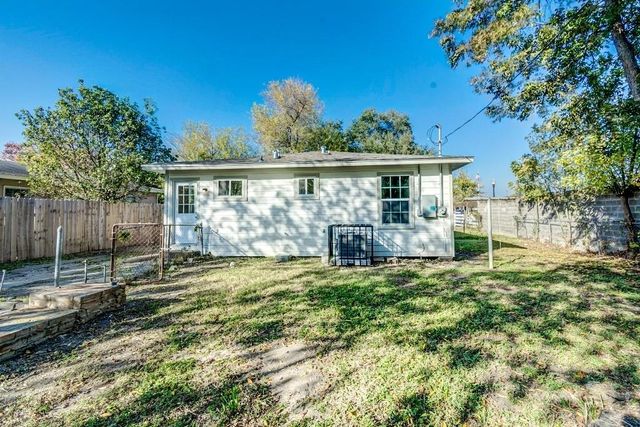 1001 9th Avenue N, Texas City, TX 77590