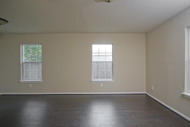 1001 9th Avenue N, Texas City, TX 77590