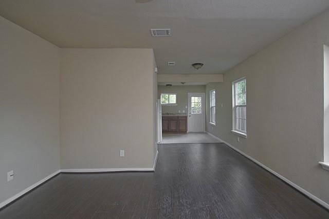 1001 9th Avenue N, Texas City, TX 77590