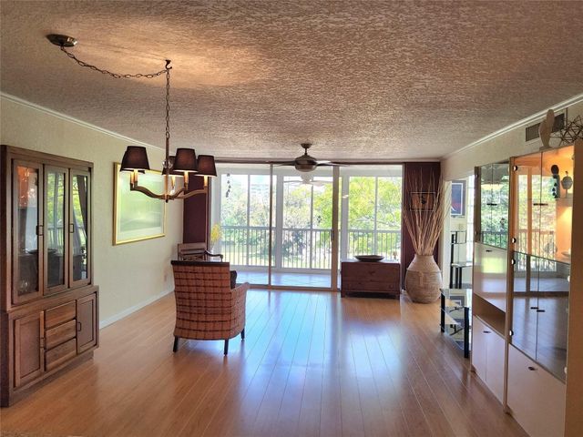 3151 S Palm Aire Drive 301, Pompano Beach, FL 33069