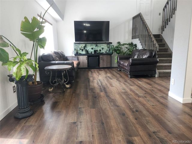 21924 E Lake Avenue, Aurora, CO 80015