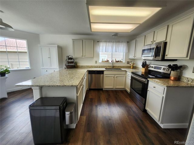 21924 E Lake Avenue, Aurora, CO 80015
