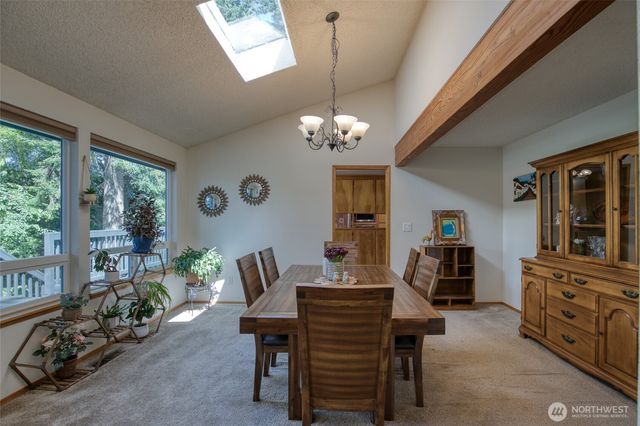 3530 71st Avenue W, University Place, WA 98466