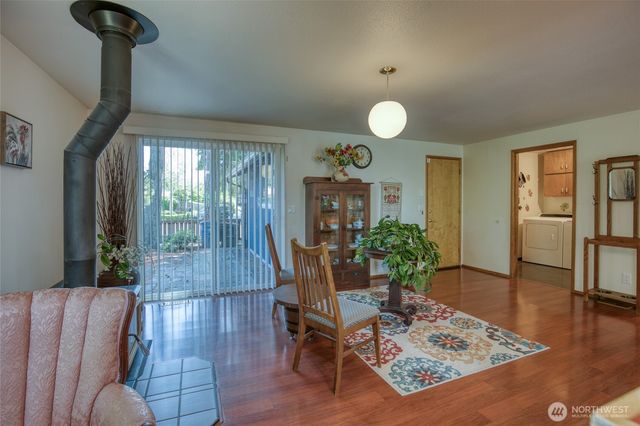 3530 71st Avenue W, University Place, WA 98466