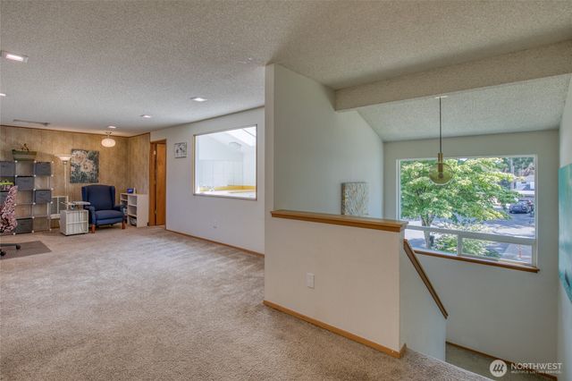3530 71st Avenue W, University Place, WA 98466