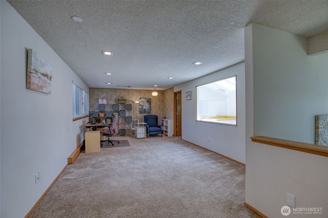 3530 71st Avenue W, University Place, WA 98466
