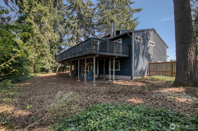 3530 71st Avenue W, University Place, WA 98466