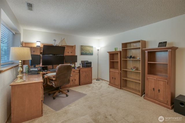 3530 71st Avenue W, University Place, WA 98466