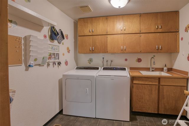 3530 71st Avenue W, University Place, WA 98466