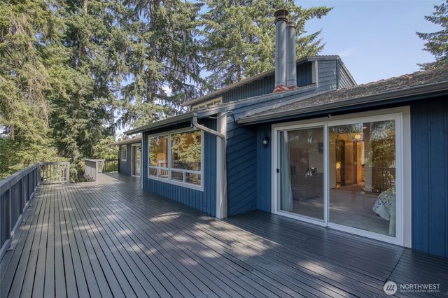 3530 71st Avenue W, University Place, WA 98466