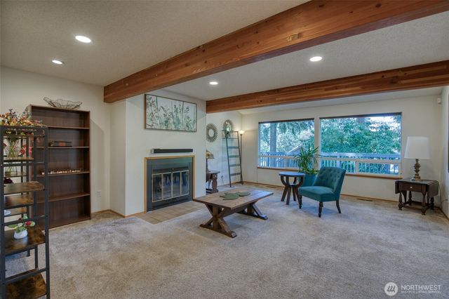 3530 71st Avenue W, University Place, WA 98466