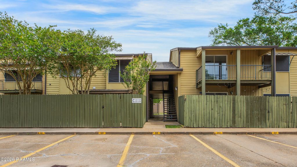 220 Doucet Road Apt 221c, Lafayette, LA 70503