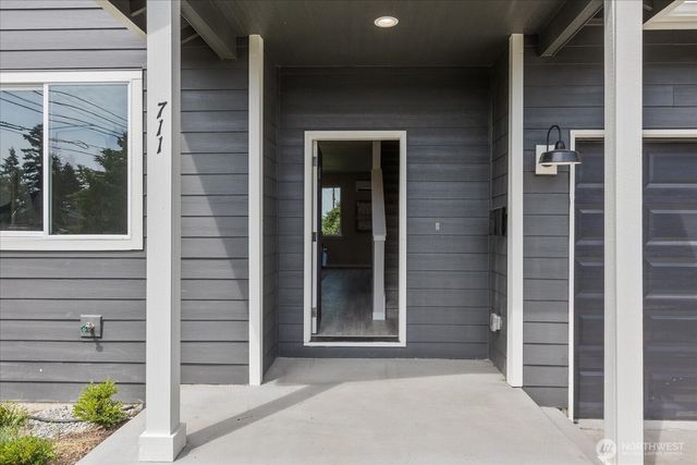 711 S 96th Street, Tacoma, WA 98444