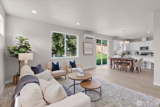 711 S 96th Street, Tacoma, WA 98444