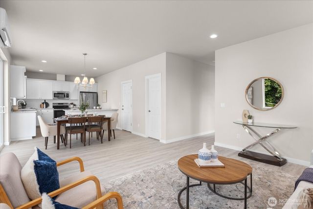 711 S 96th Street, Tacoma, WA 98444