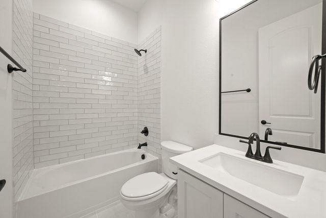 1845 Rough Ridge Trail, Midlothian, TX 76065