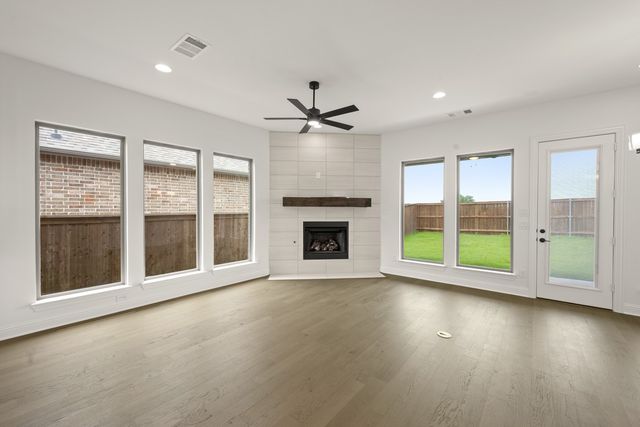 1845 Rough Ridge Trail, Midlothian, TX 76065