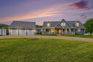 50790 Pleasant Street, Silver Creek Twp, MI 49047