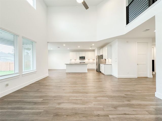 15216 Tattle Creek Lane, Conroe, TX 77384