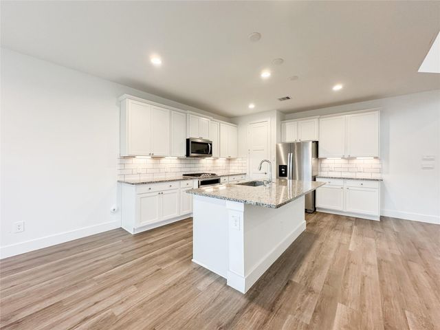 15216 Tattle Creek Lane, Conroe, TX 77384