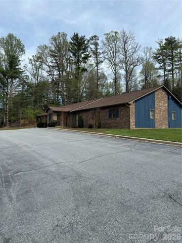 2920 Haywood Road, Hendersonville, NC 28791