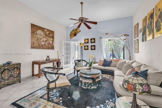 7701 Center Bay Dr, North Bay Village, FL 33141