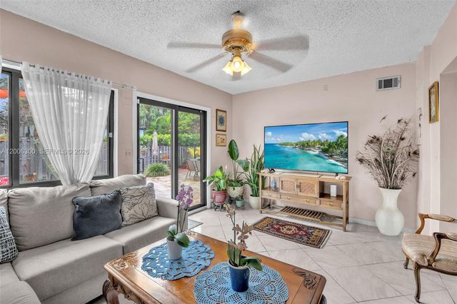 7701 Center Bay Dr, North Bay Village, FL 33141