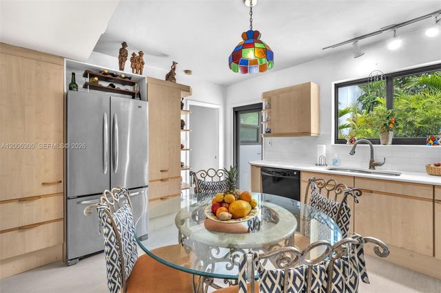 7701 Center Bay Dr, North Bay Village, FL 33141
