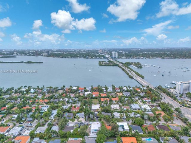 7701 Center Bay Dr, North Bay Village, FL 33141