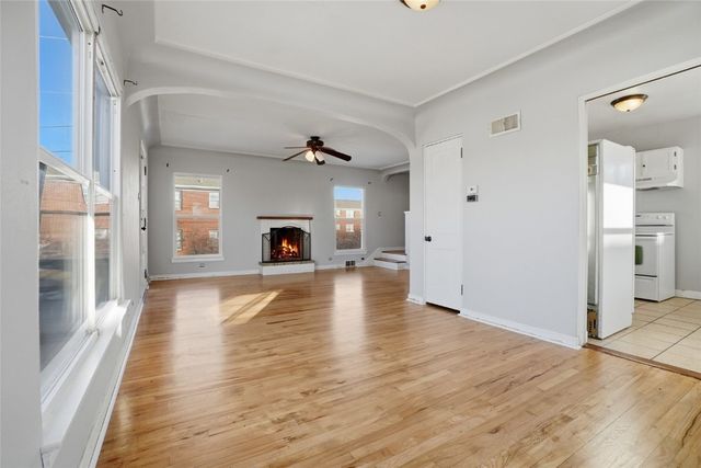 1228 Oakland Road NE, Cedar Rapids, IA 52402