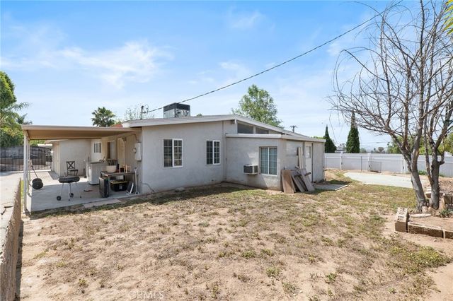 3303 La Rue Street, Jurupa Valley, CA 92509