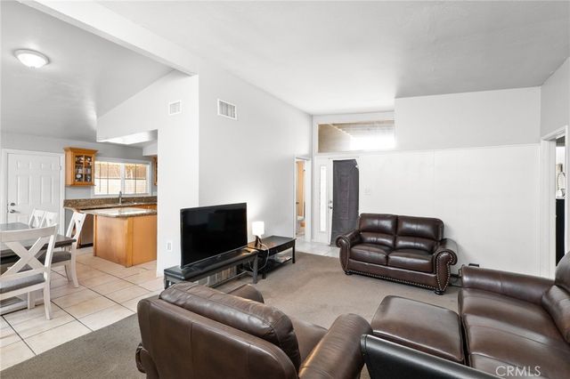 3303 La Rue Street, Jurupa Valley, CA 92509