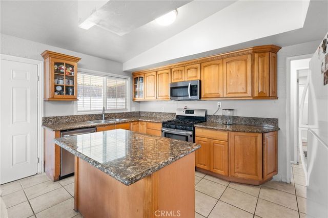 3303 La Rue Street, Jurupa Valley, CA 92509