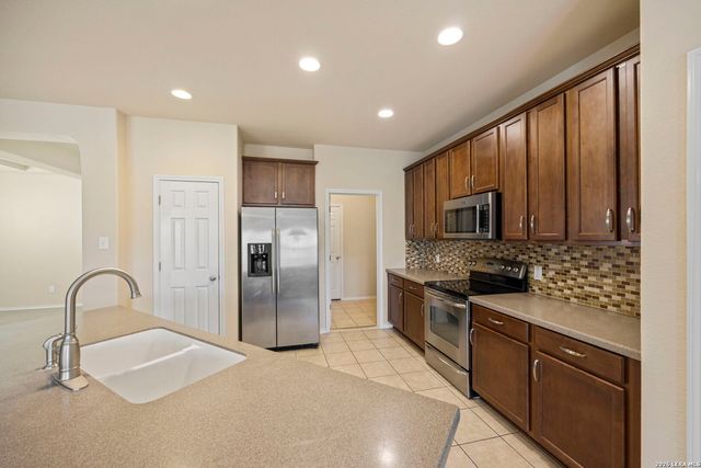 25839 Big Bluestem, San Antonio, TX 78261