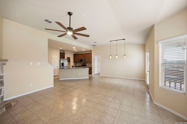 25839 Big Bluestem, San Antonio, TX 78261