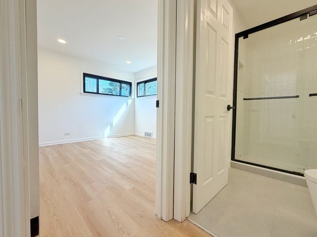 219 E Berkshire Avenue, Lombard, IL 60148