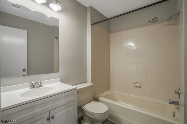 29 Cheswich Court, Bedminster Twp., NJ 07921