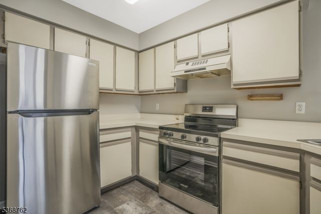 29 Cheswich Court, Bedminster Twp., NJ 07921